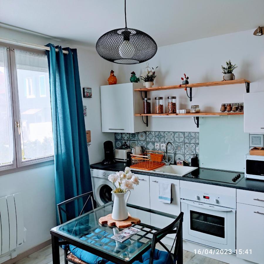 Apartament La Fleur D Honfleur Avec Son Parking Zewnętrze zdjęcie